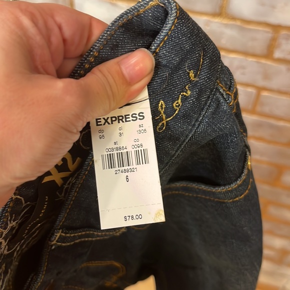 Express X2 Dark Wash Gold Floral Embroidered Zelda Boot Cut Jean, Women’s Size 6 - Picture 15 of 15